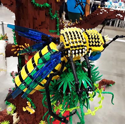 Bee on the LEGO tree of life
